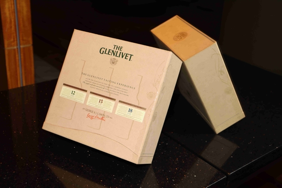 Luxe wijngeschenkdoos Verpakking 4C PMS UV- of offsetdruk